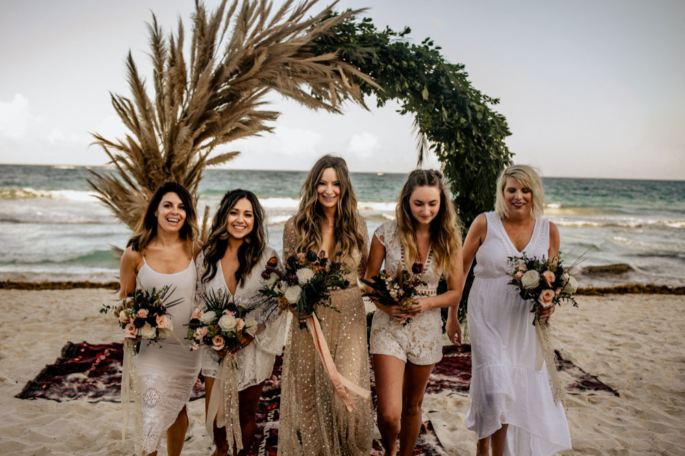 beach wedding tulum