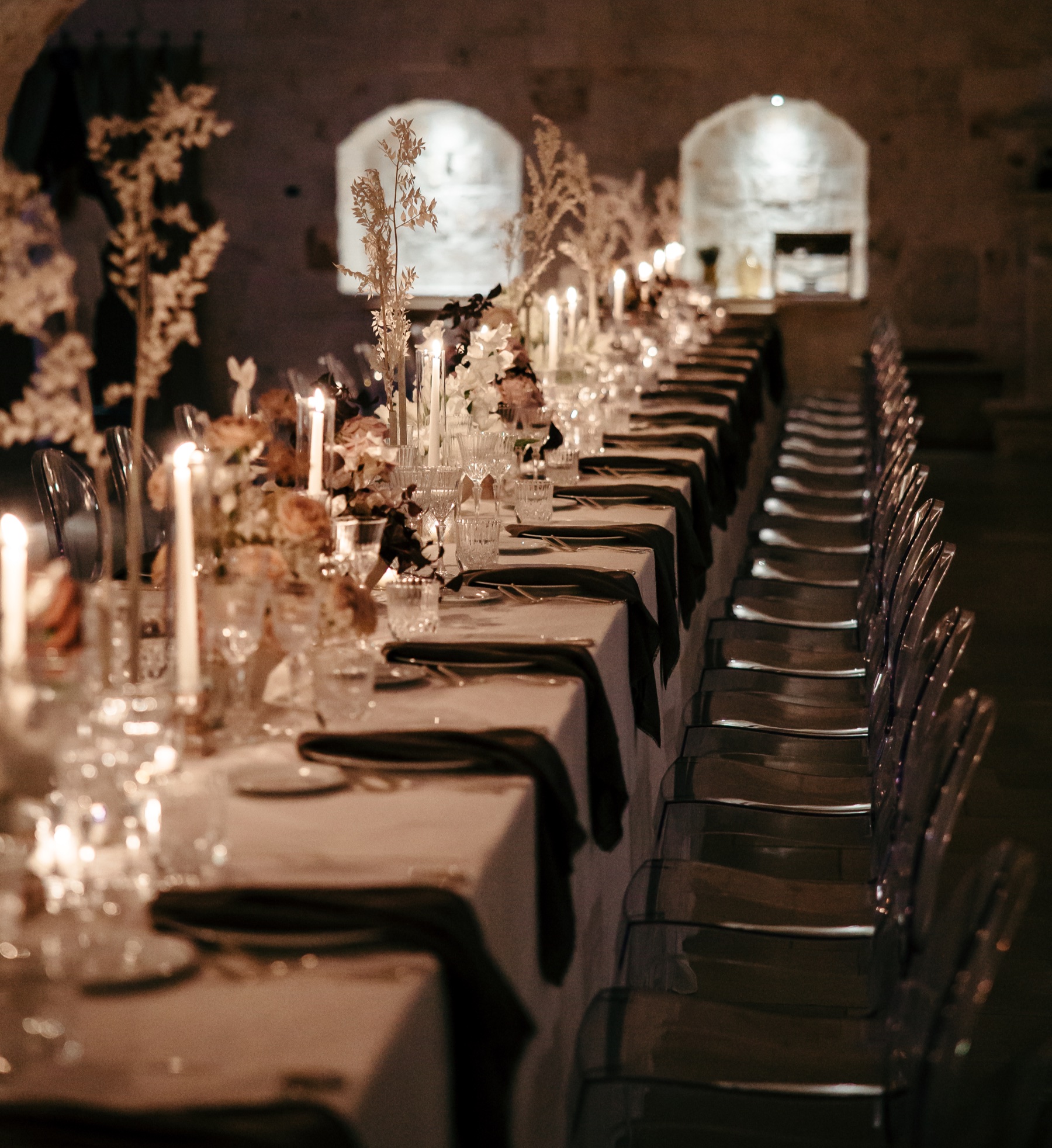 table setting inside Masseria Grieco wedding in Puglia 