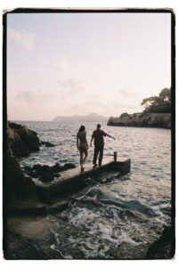couple love story Mallorca photoshoot analog
